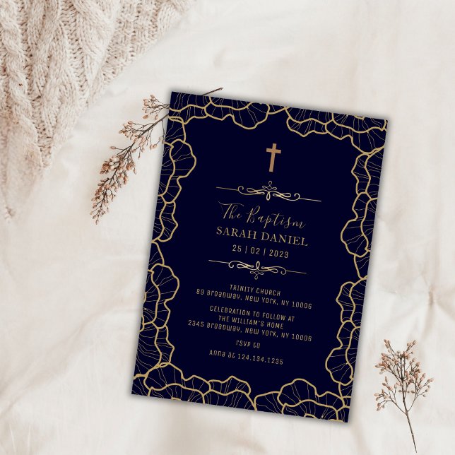 Elegant Navy Blue Gold Blume Cross Taufen Einladung (Elegant Navy Blue Gold Flower Cross Baptism Invitation)