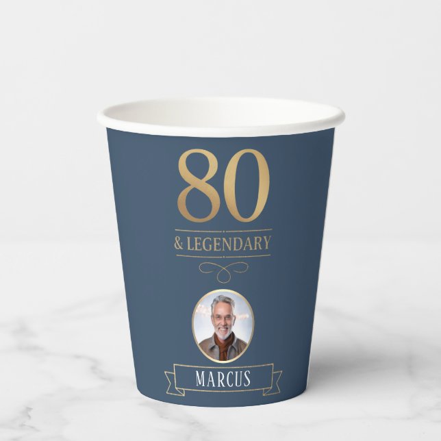 Elegant Navy & Gold 80. & Legendary Birthday Pappbecher (Rückseite)