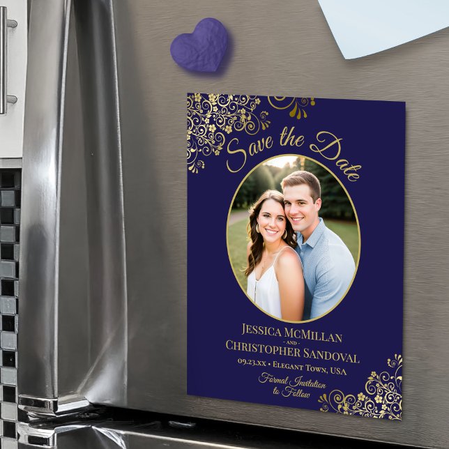 Elegant Navy & Gold Wedding Save the Date Photo Magneteinladung (Von Creator hochgeladen)
