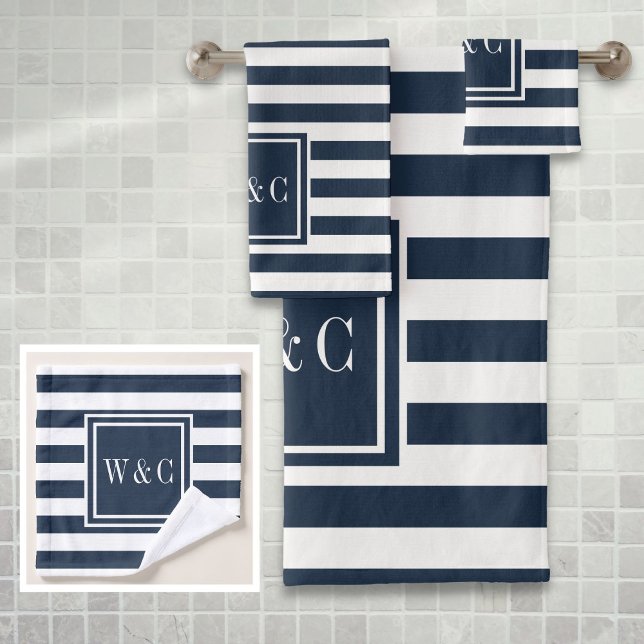 Elegant Navy White Stripe Monogram Badhandtuch Set (Elegant Navy Blue White Stripe Monogram Bath Towel Set)