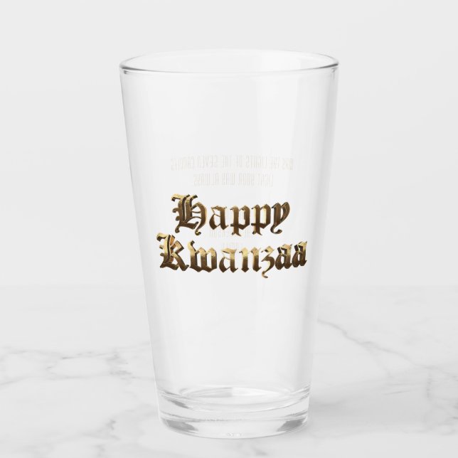 Elegant Old English Lettering Happy Kwanzaa Glas (Vorderseite)