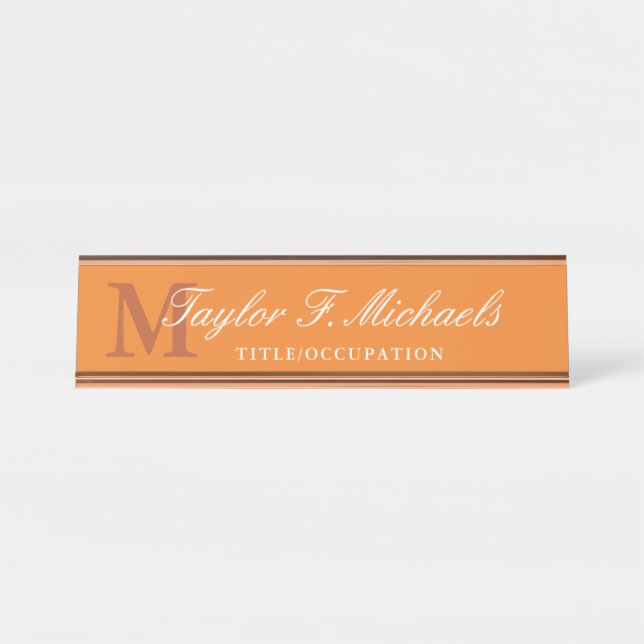 Elegant Orange White Monogram & Name Schreibtischnamensplakette (Vorderseite )
