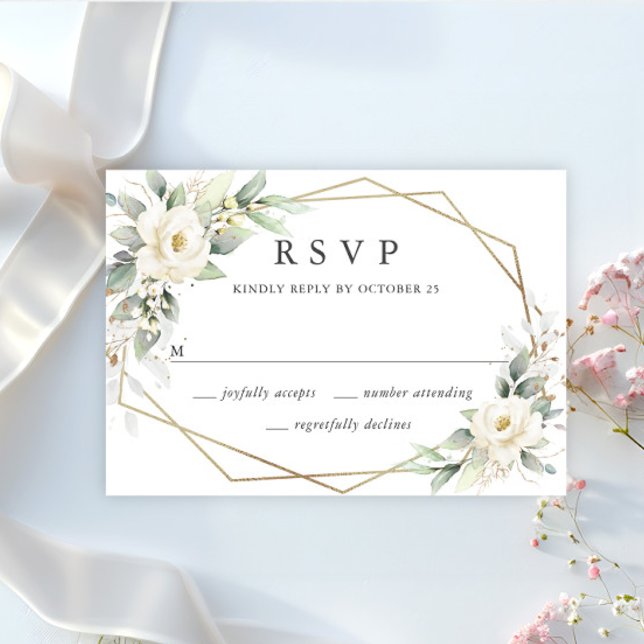 Elegant Pastel White Roses Eucalyptus Wedding RSVP Karte (Von Creator hochgeladen)
