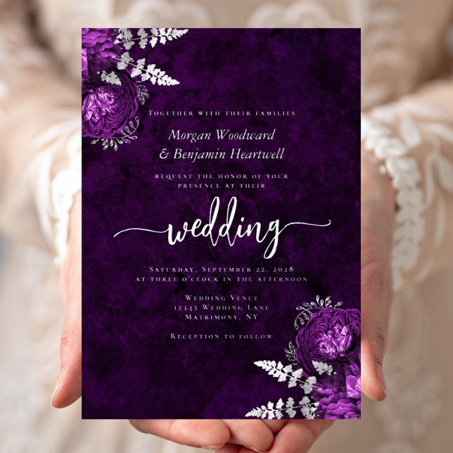 Elegant Plum Purple Silver Floral Wedding Folieneinladung (Von Creator hochgeladen)