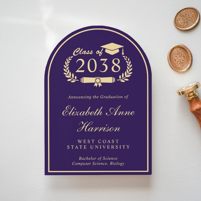 Élégant Purple Gold Faire-part (An elegant arch-shaped college graduation announcement to celebrate the graduate's achievements)