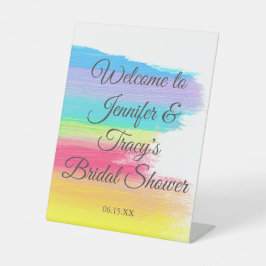 Elegant Rainbow Personalized Lesbian Bridal Shower Sockelschild
