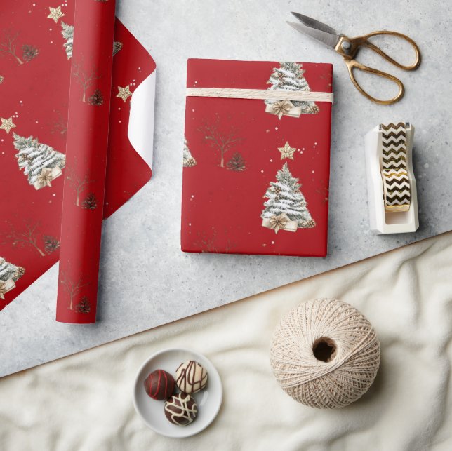 Elegant Red New Year Frosted Tree Geschenkpapier (Kunsthandwerk)