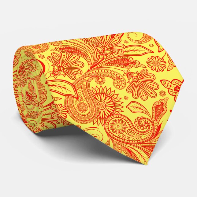 Elegant Red Paisley On Custom Yellow Background Krawatte (Gerollt)