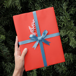 Elegant red wrapping paper, perfect for birthday g geschenkpapier