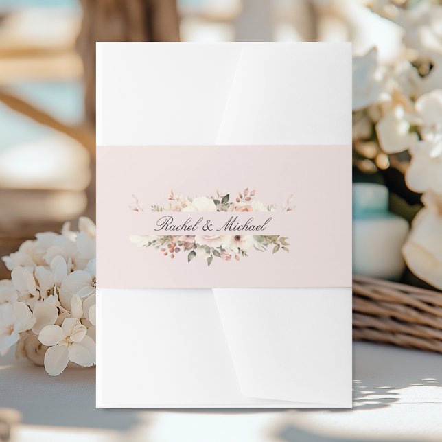 Elegant, rosa, pastellfarben, Blume Einladungsbanderole (Elegant, white, pastel, flower bouquet invitation belly band with your name.)