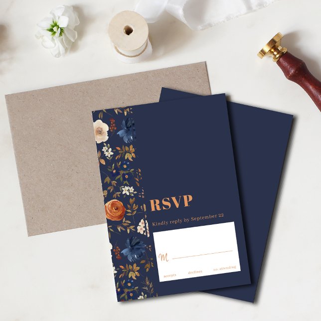 Elegant Rust Blue Dark Boho Floral Wedding RSVP Karte (Von Creator hochgeladen)
