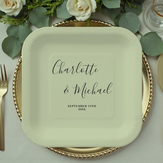 Elegant Sage Green Script Minimalist Wedding Pappteller (Von Creator hochgeladen)