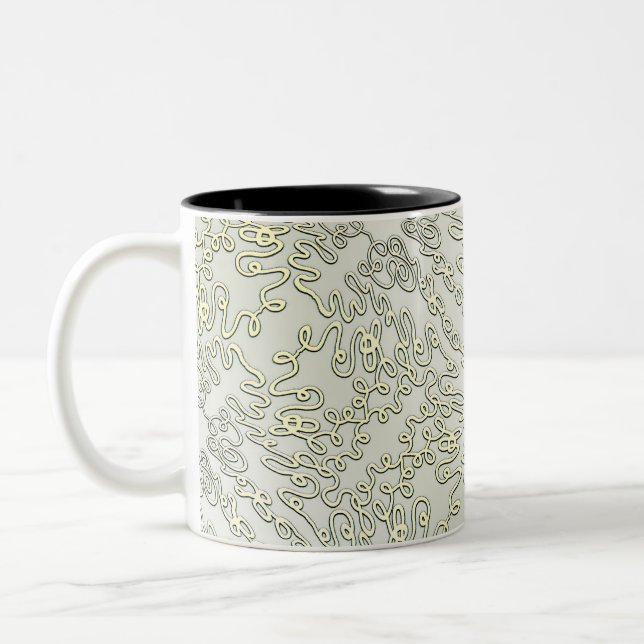 Elegant Scribble Pattern in Silver & Gold Zweifarbige Tasse (Links)