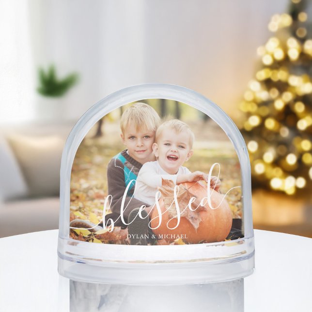 Elegant Script "Blessed" Photo Snow Globe (Créateur téléchargé)