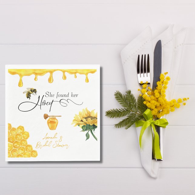 Elegant She fand ihr Honey Bee Brautparty Serviette (Von Creator hochgeladen)