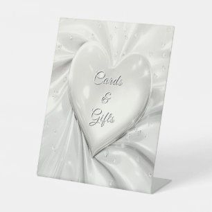 Élégant signe de table de coeur crème blanche