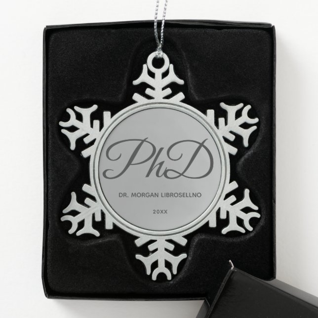 Elegant Silbername PhD Abschluss Snowflake Pew Schneeflocken Zinn-Ornament (Box)