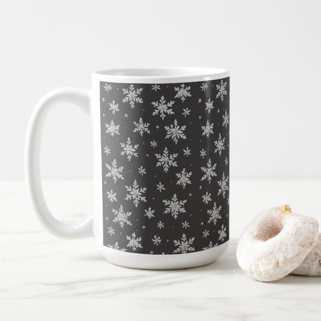 Elegant Silver Snowflake | Winter Holiday  Kaffeetasse (Mit Donut)