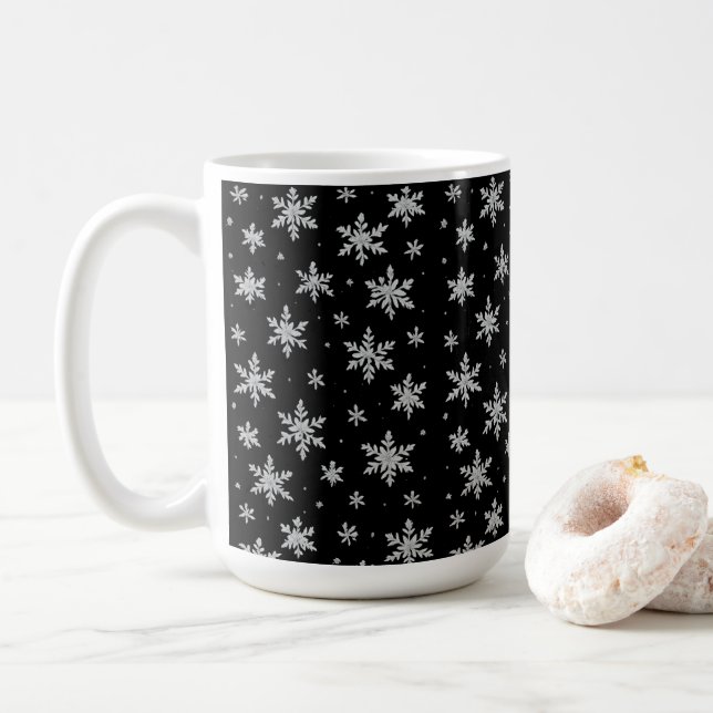 Elegant Silver Snowflake | Winter Holiday  Kaffeetasse (Mit Donut)