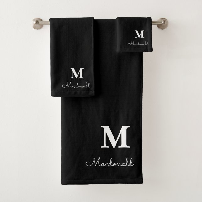 Elegant Simple Custom Monogram Badhandtuch Set (Insitu)