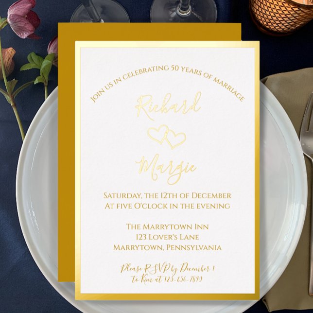 Elegant Simple Golden 50. Hochzeitstag Folieneinladung (Create a beautiful simple gold foil invitation with this template. Easily customize 50th anniversary)