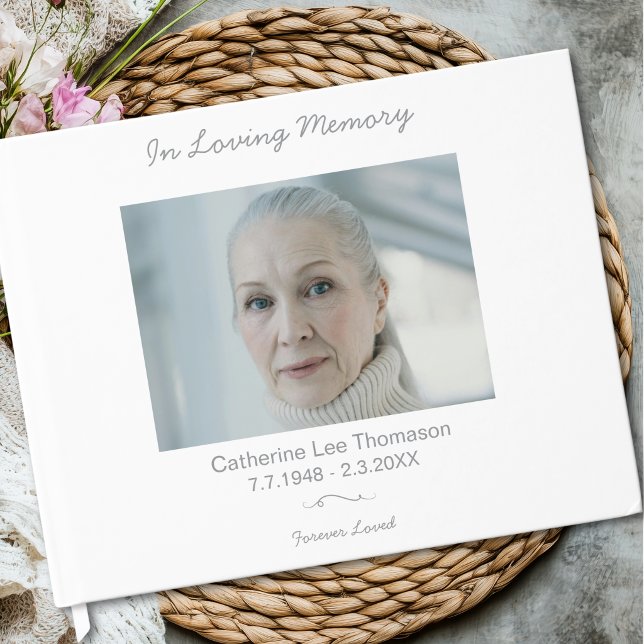 Elegant Simple In Loving Memory Funeral Guest Book Gästebuch (Elegant Simple In Loving Memory Funeral Guest Book)