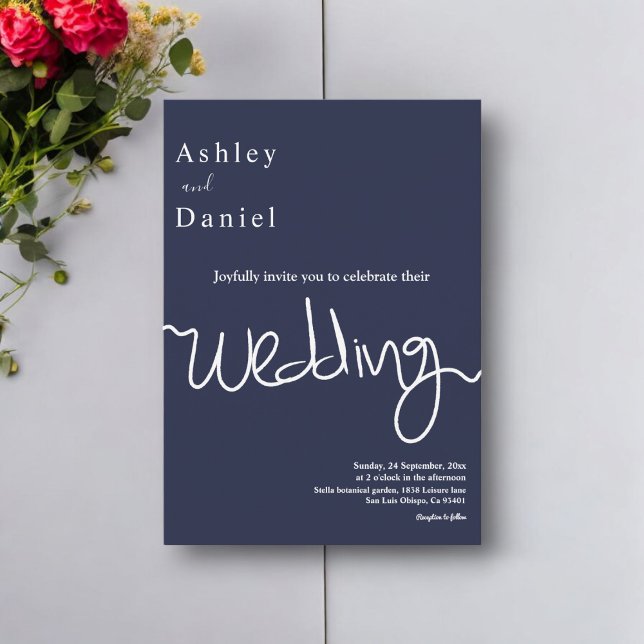 Elegant Simple Navy Blue White Calligraphy Wedding Einladung (Von Creator hochgeladen)