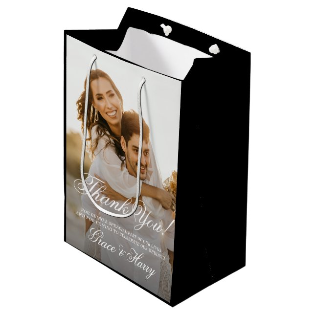 Elegant Simple Script Wedding Vielen Dank Mittlere Geschenktüte (Vorderseite Schrägansicht)