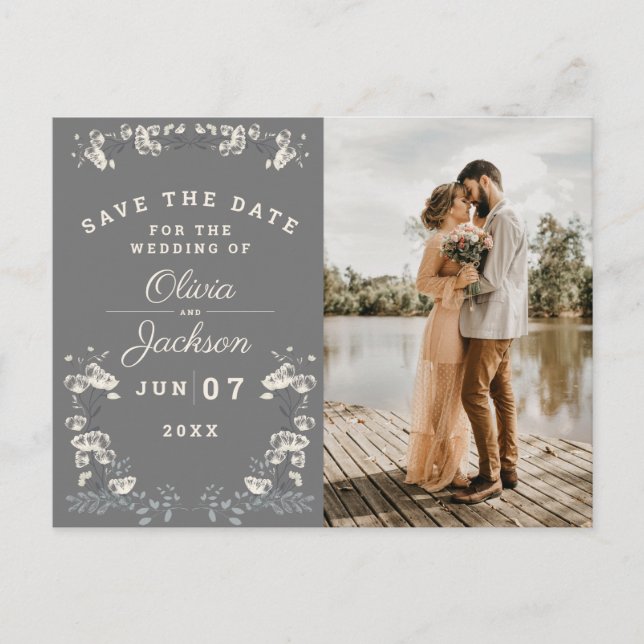 Elegant staubig grau-weiße Blumen Save the Date Postkarte (Vorderseite)