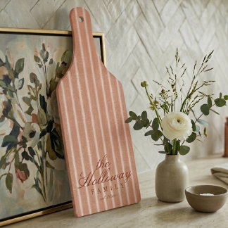 Elegant Stripe Script Typography Family Name Schneidebrett