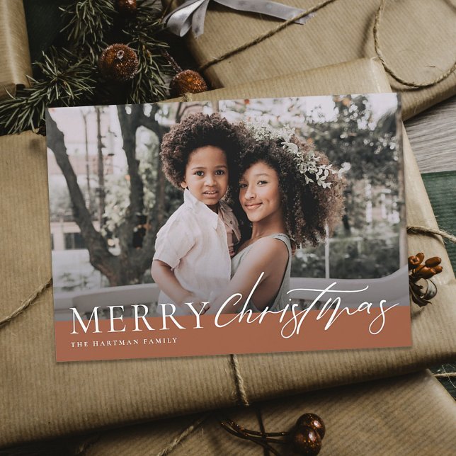 Elegant Terracotta Merry Christmas Foto Feiertagskarte (Von Creator hochgeladen)