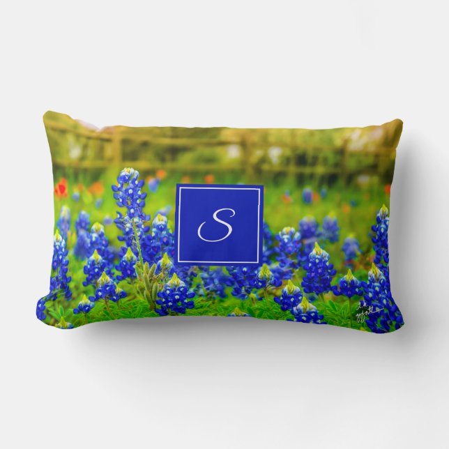 Elegant Texas Bluebonnets Blue Floral Monogram Lendenkissen (Vorderseite)