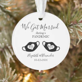 Elegant Verheiratet während pandemischer Foto Weih Ornament