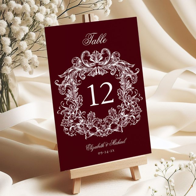 Elegant Vintage Crest Burgundy Wedding Tischnummer (Von Creator hochgeladen)