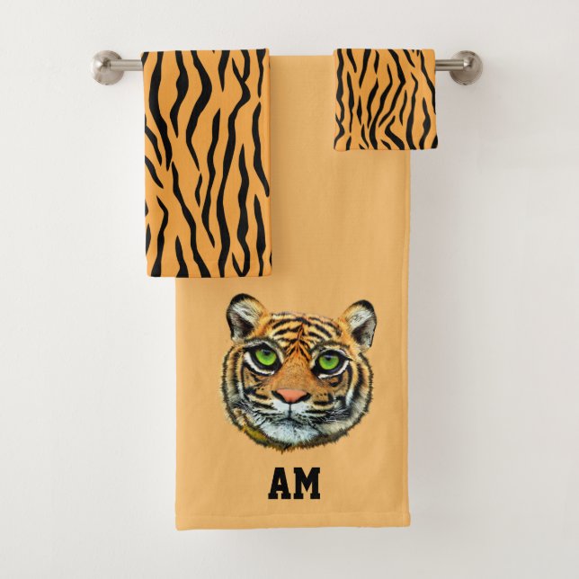 Élégant visage de tigre et kit de bain monogramme (En situation)