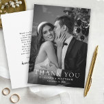 Elegant Wedding Foto Vielen Dank Dankeskarte<br><div class="desc">Einführen in unsere exquisite Elegante Schwarz-Weiß-Foto Hochzeit Dankeschön-Karte. Dieses raffinierte und zeitlose Design spiegelt perfekt das Wesen Ihres besonderen Tages wider und drückt Ihren Freunden und Lieben Dankbarkeit aus. Mit viel Liebe zum Detail, mit einem Beispiel-Platzhalter-Foto in ausgeklügeltem Schwarz/Weiß, werden Ihre Dankeschön-Karten einen bleibenden Eindruck hinterlassen. An der Spitze dieses...</div>