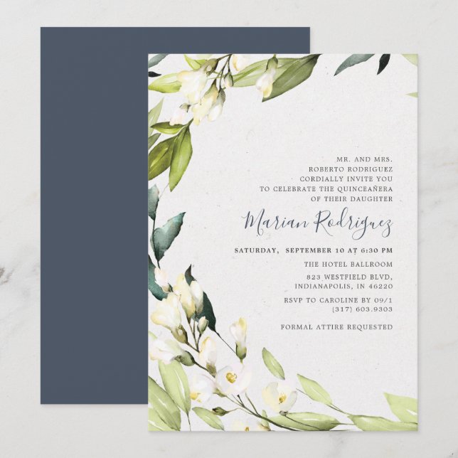 Elegant White Floral Greenery Wreath Quinceañera Einladung (Vorne/Hinten)