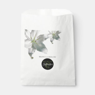 Elegant White Lilies Wedding Geschenktütchen