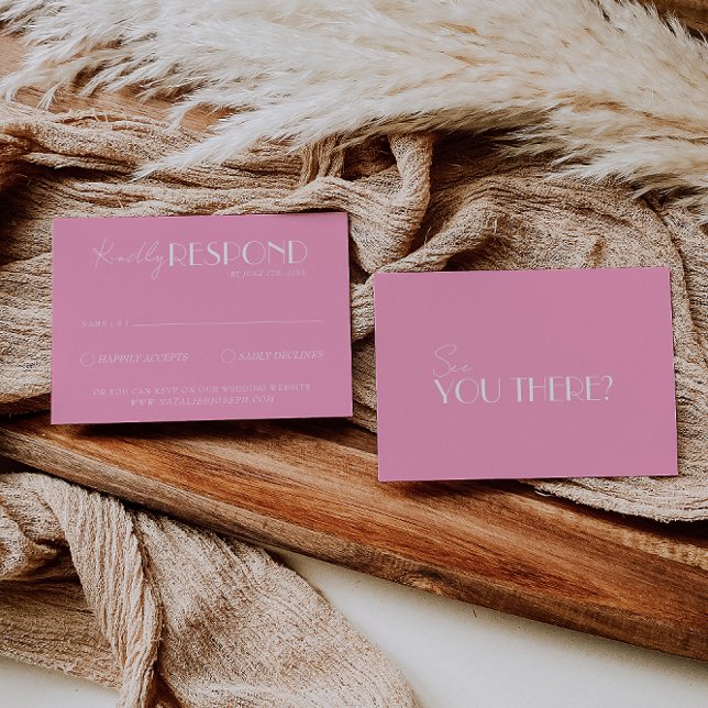 Elegant White Pink Minimalist Bright Wedding RSVP Karte (Von Creator hochgeladen)