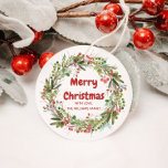 Elegant Wreath Christmas Geschenkanhänger<br><div class="desc">Rot-grüne Beeren und Äste Weihnachtskranz im Winter bevorzugt Anhänger. Personalisierbar!</div>