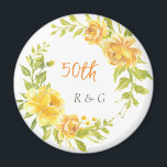 Elegant Yellow Wedding Anniversary 50. Monogramm Magnet<br><div class="desc">Eleganter Gelber Hochzeitanfänger 50. Monogramm Magnet . Es hat eine schöne elegante Gelbe Blume Kranz,  weißer Hintergrund,  ein anpassbares Monogramm. Es ist für ein 50. Hochzeitsgeschenk zum Jubiläum konzipiert. Hol es bald!</div>