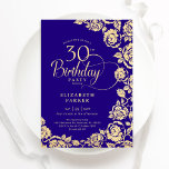 Elegante 30. Geburtstag Lila Gold-Rose Einladung<br><div class="desc">Lila und goldblütige 30. Geburtstagsfeier Party Einladung. Elegantes Design mit Rose,  Imitaten Goldfolie und Typografie Script Schriftart. Die trendige Einladungskarte eignet sich perfekt für eine stilvolle Damenfeier. Kann für jedes Alter angepasst werden. Personalisieren Sie Ihre persönlichen Daten. Gedruckte Zazzle-Einladungen oder Sofortdownload digitaler Druckvorlage.</div>