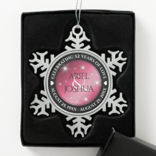 Elegante 52. Sternrubin-Hochzeitsjubiläum Schneeflocken Zinn-Ornament