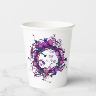 Elegante Anmut: Blumenkranz Vogelnest Lila Pappbecher