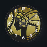 Elegante Art Deco Wine tasting in der Fattoria Mon Runde Wanduhr<br><div class="desc">Dieses Design ist eine sehr schicke Uhr und zeigt eine elegante und stilvolle Art Deco Dame in Gold. Sie zeigt ein sehr glamouröses Profil und trägt das typische Vintage Kostüm eines Flappers aus der Gatsby-Ära aus den 1920er Jahren mit einem Uhrenhut, der bei den modernen jungen Flappern der Zeit beliebt...</div>