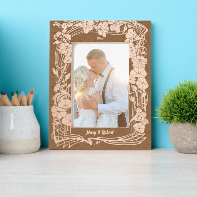 Elegante Art Nouveau Botanische Blumenstrasse Geätzte Rahmen (Von Creator hochgeladen)