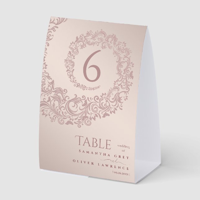 Elegante Beige Damask Hochzeit-Tischnummer Tischaufsteller (Vorderseite)