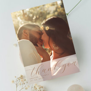 Elegante Beige-Schrift-Foto-Overlay-Hochzeit Dankeskarte
