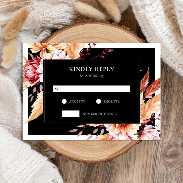 Elegante Black Boho Chic Floral Wedding RSVP Karte (Von Creator hochgeladen)