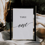 Elegante Black Calligraphy Table One Tischnummer<br><div class="desc">Dieser elegante schwarze Kalligraphie-Tisch eine Tischnummer ist perfekt für eine einfache Hochzeit. Das neutrale Design besticht durch eine minimalistische Karte,  die mit romantischer und skurriler Typografie dekoriert ist. Die Karte druckt auf der Vorder- und Rückseite (beidseitig). Andere Tischnummern in der Sammlung werden separat verkauft.</div>